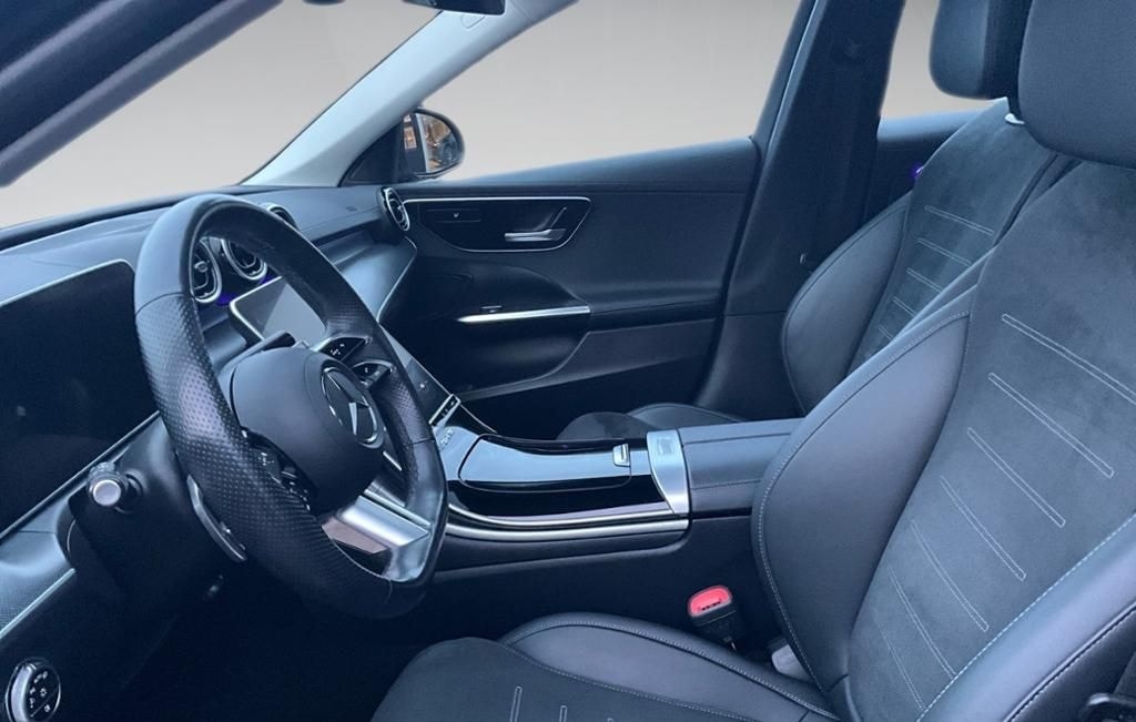 Mercedes-Benz C 220 d AMG AHK AUT Kam. KeyLess KlimaA LED LM foto 9