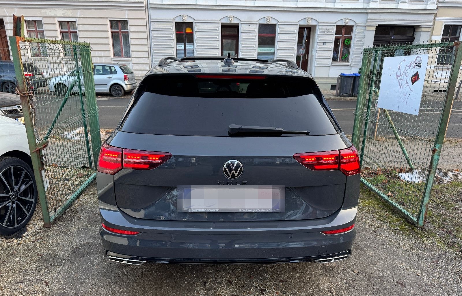 Volkswagen Golf VIII Variant R-Line 1-Hand Scheckheft Pano foto 3