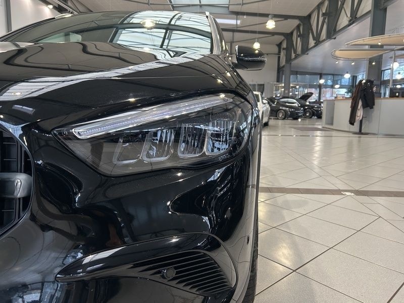 Mercedes-Benz GLA 200 d PROGRESSIVE LED AHK SHZ KLIMA foto 12