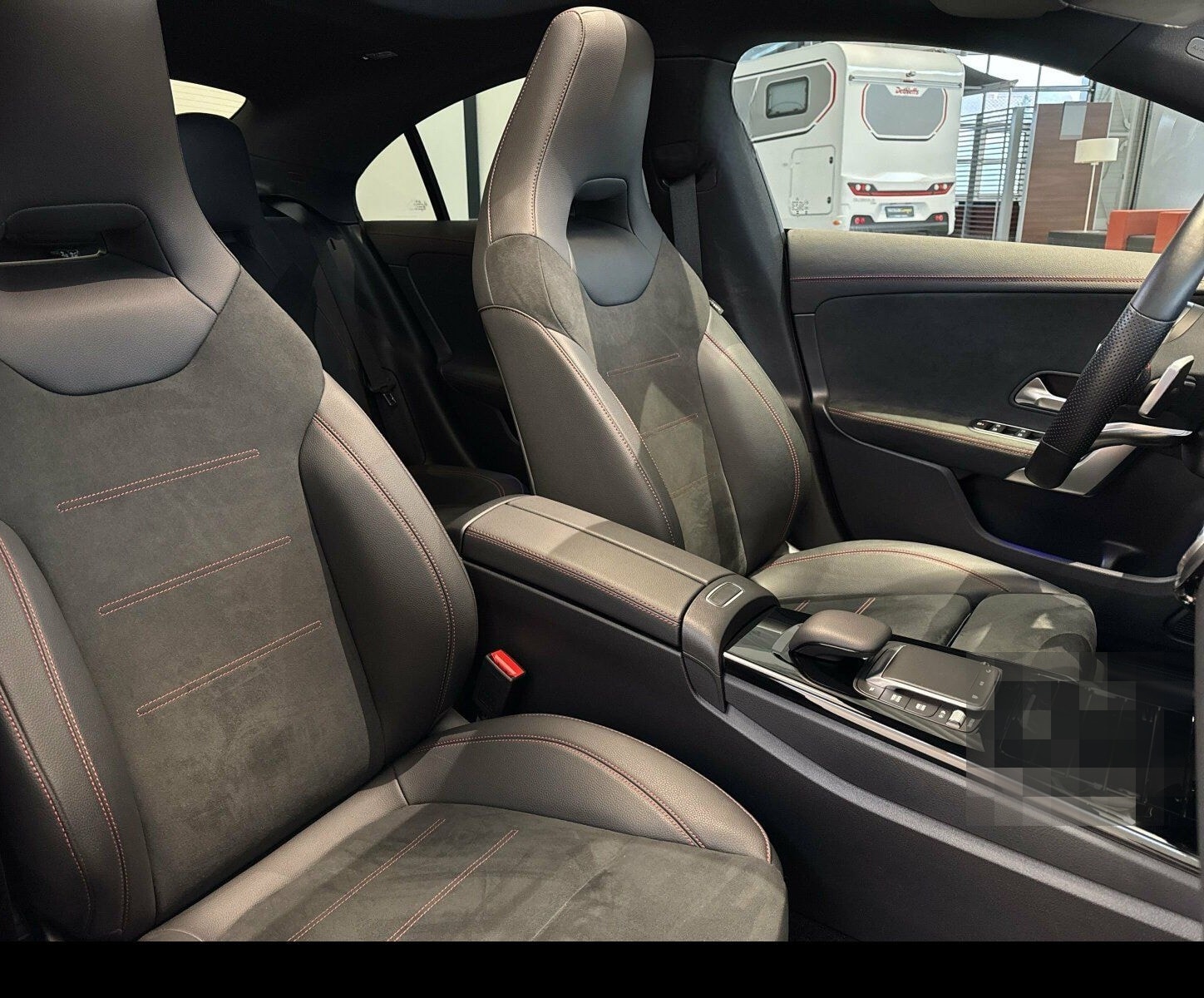 Mercedes-Benz CLA 200 4MATIC Coupé AMG/Night/Pano/LED/Kamera foto 16