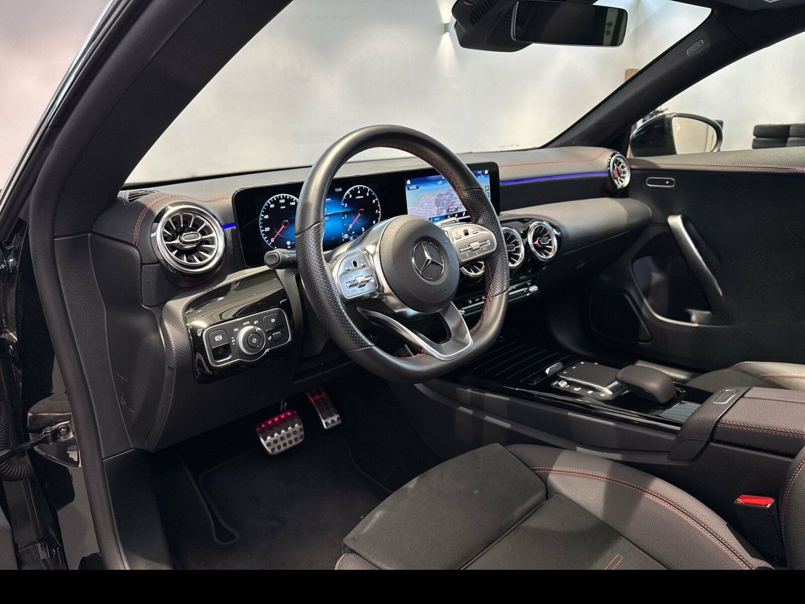 Mercedes-Benz CLA 200 4MATIC Coupé AMG/Night/Pano/LED/Kamera foto 9