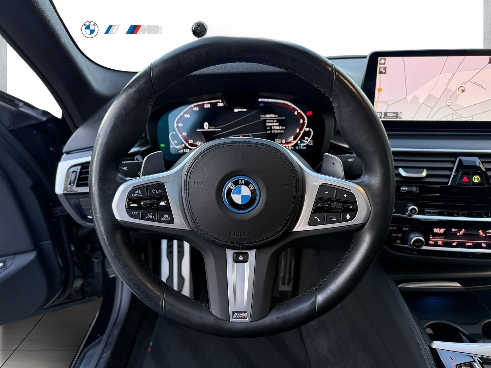 BMW 530e xDrive M Sport 94%Akku HeadUp AHK Glasdach foto 13