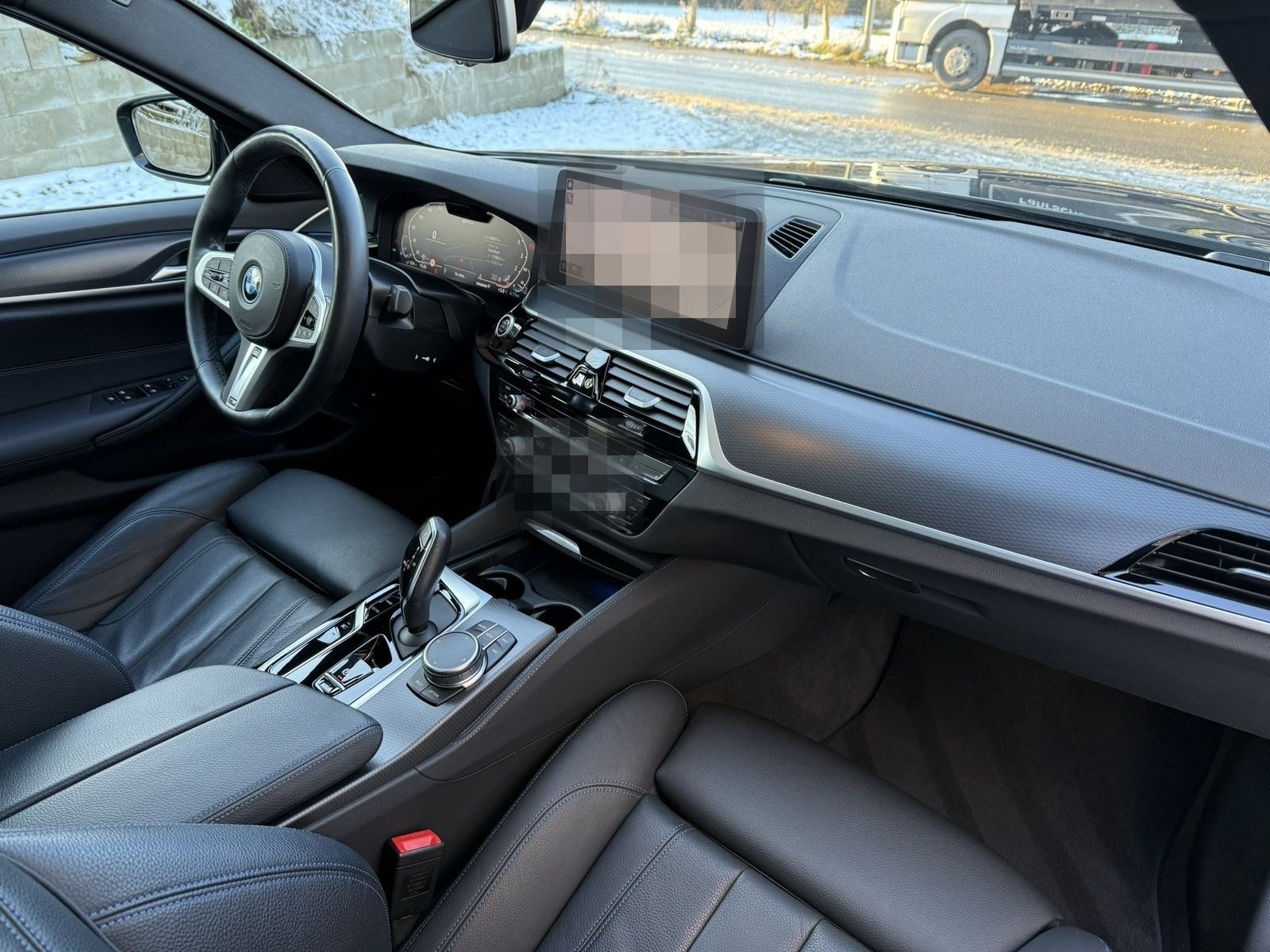 BMW 530e xDrive M Sport 94%Akku HeadUp AHK Glasdach foto 18