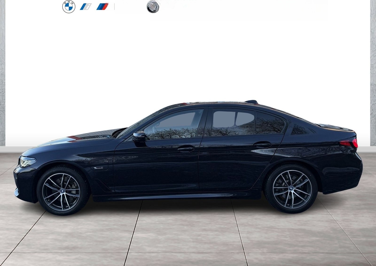 BMW 530e xDrive M Sport 94%Akku HeadUp AHK Glasdach foto 3
