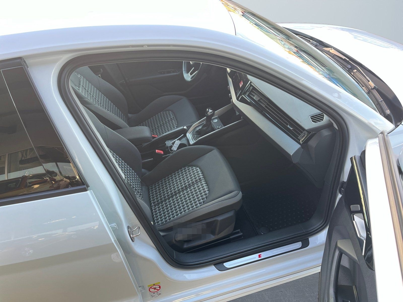 Audi A1 Sportback 1.0 TFSI S-Line 2xKlima KeyLess foto 10