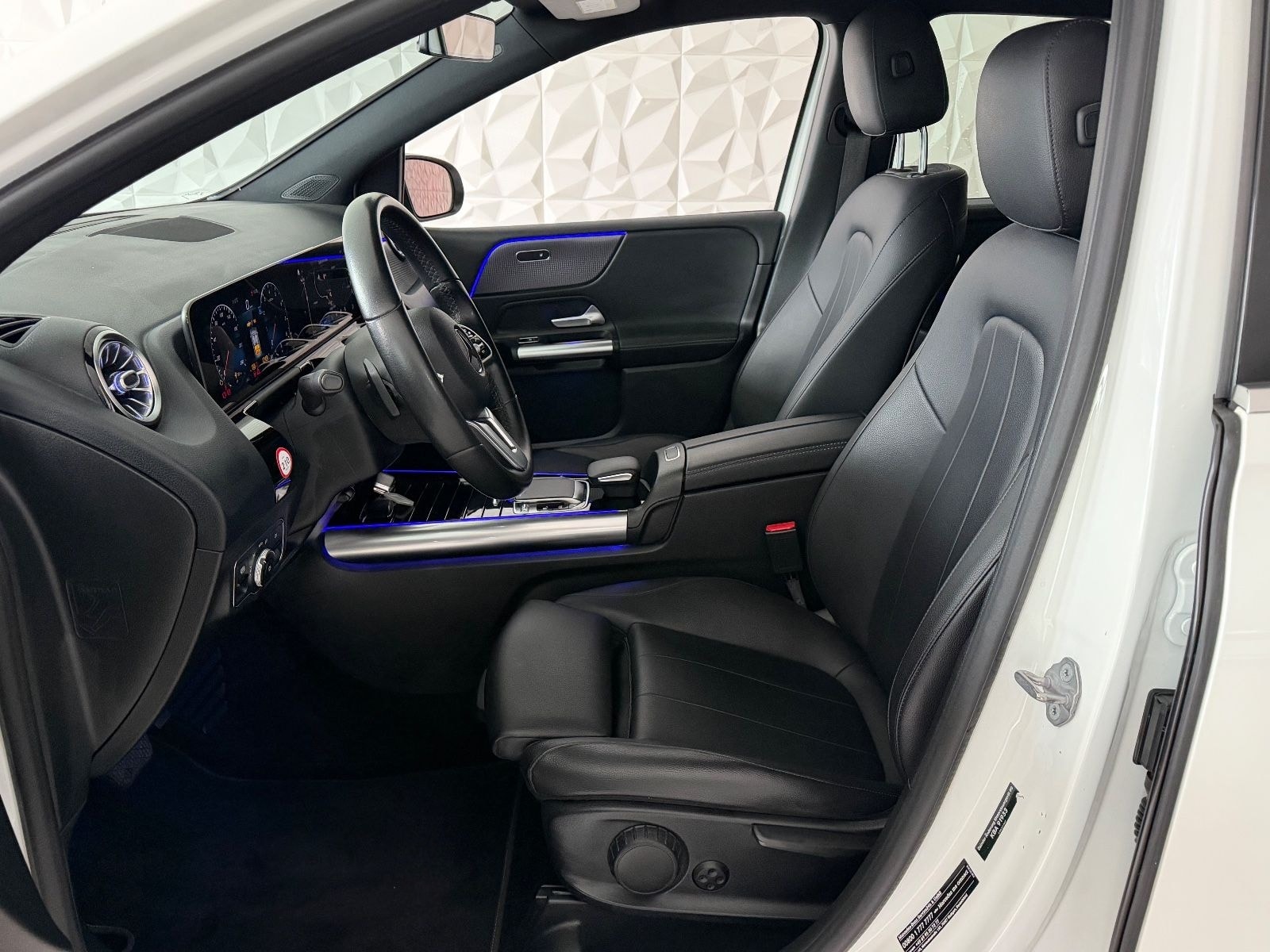 Mercedes-Benz B 220 4Matic|LED|AMBIENTE|WIDESCREEN|SPUR|TEMP foto 11