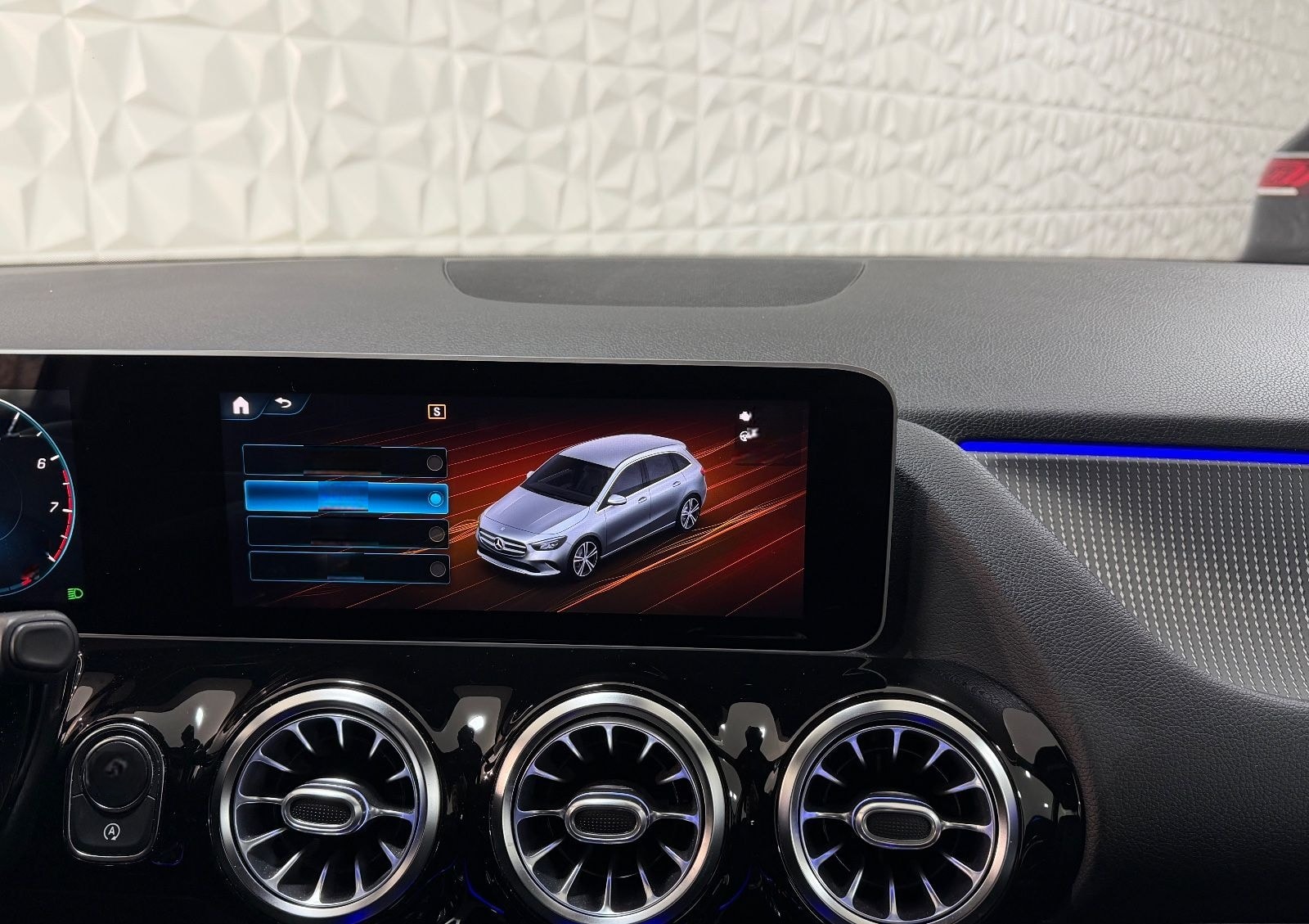 Mercedes-Benz B 220 4Matic|LED|AMBIENTE|WIDESCREEN|SPUR|TEMP foto 25