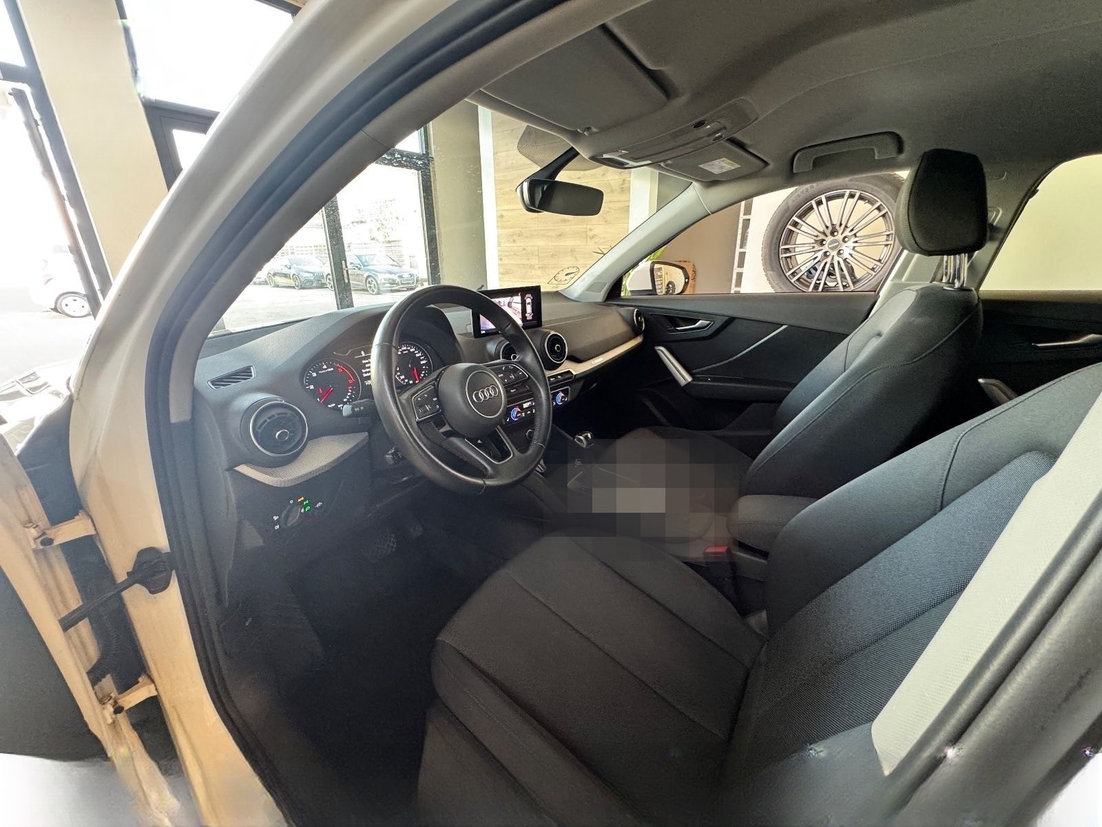 Audi Q2 30 TDI S line Kamera 8Fach foto 16