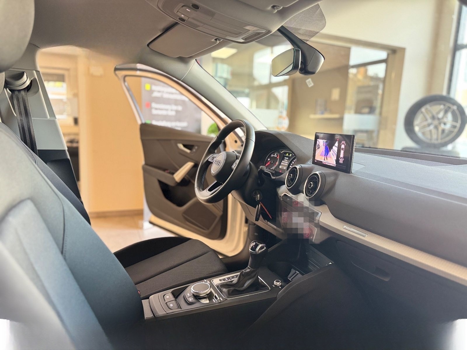 Audi Q2 30 TDI S line Kamera 8Fach foto 19