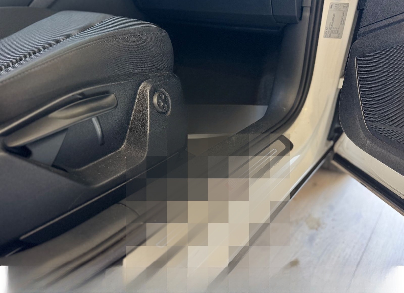 Audi Q2 30 TDI S line Kamera 8Fach foto 21