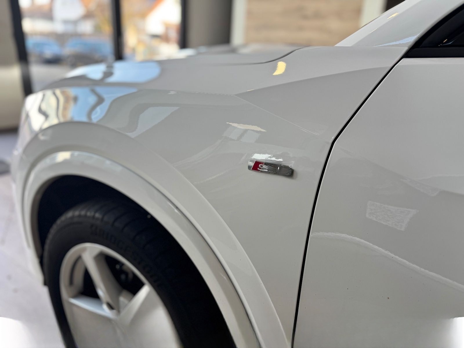 Audi Q2 30 TDI S line Kamera 8Fach foto 6