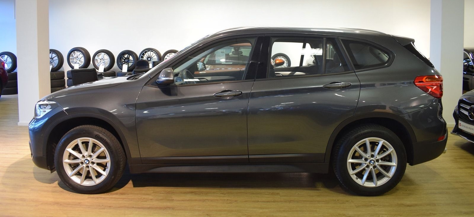 BMW X1 xDrive20i NAVI/SITZH./PDC/TEMPOMAT/KLIMAAUT. foto 2
