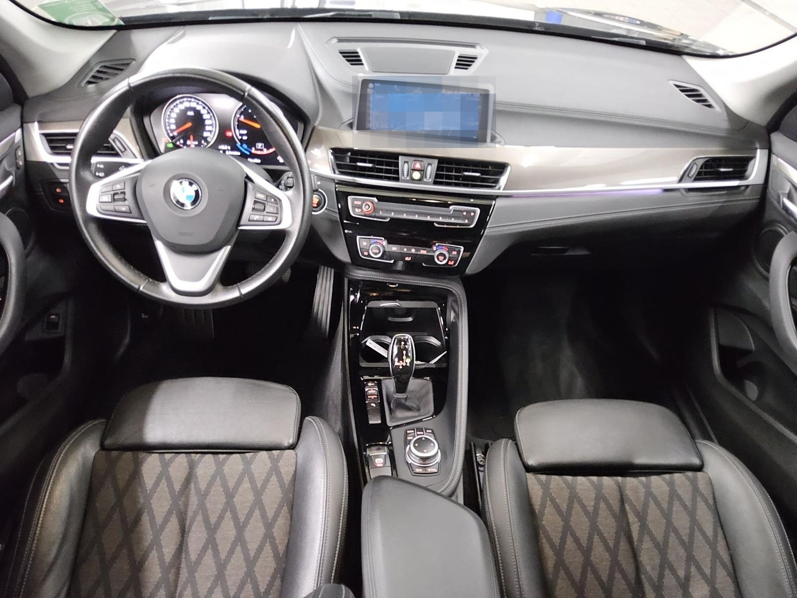 BMW X1 sDrive20d X-Line T-Leder Navi LED HiFi PDC foto 5