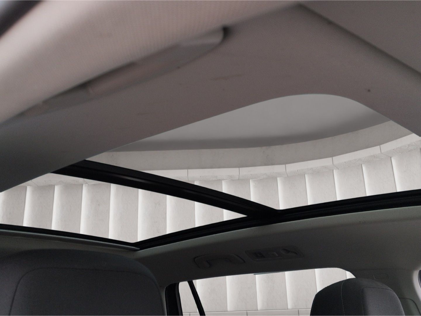 Volkswagen Tiguan Allspace Highline 4Mot TDI*AHK Panodach foto 17