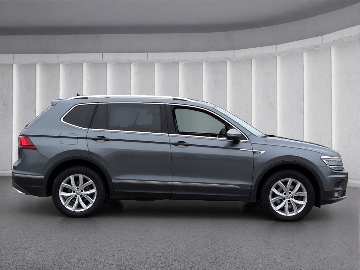 Volkswagen Tiguan Allspace Highline 4Mot TDI*AHK Panodach foto 3