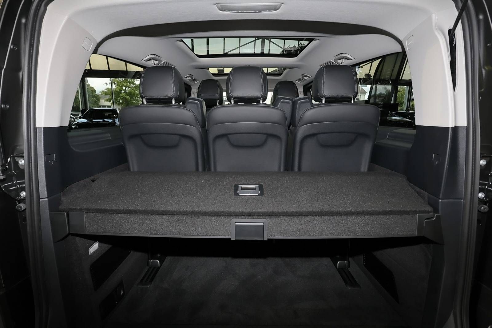 Mercedes-Benz V 300 d AVANTGARDE lang Distro+Pano+AHK+Airmatic foto 11