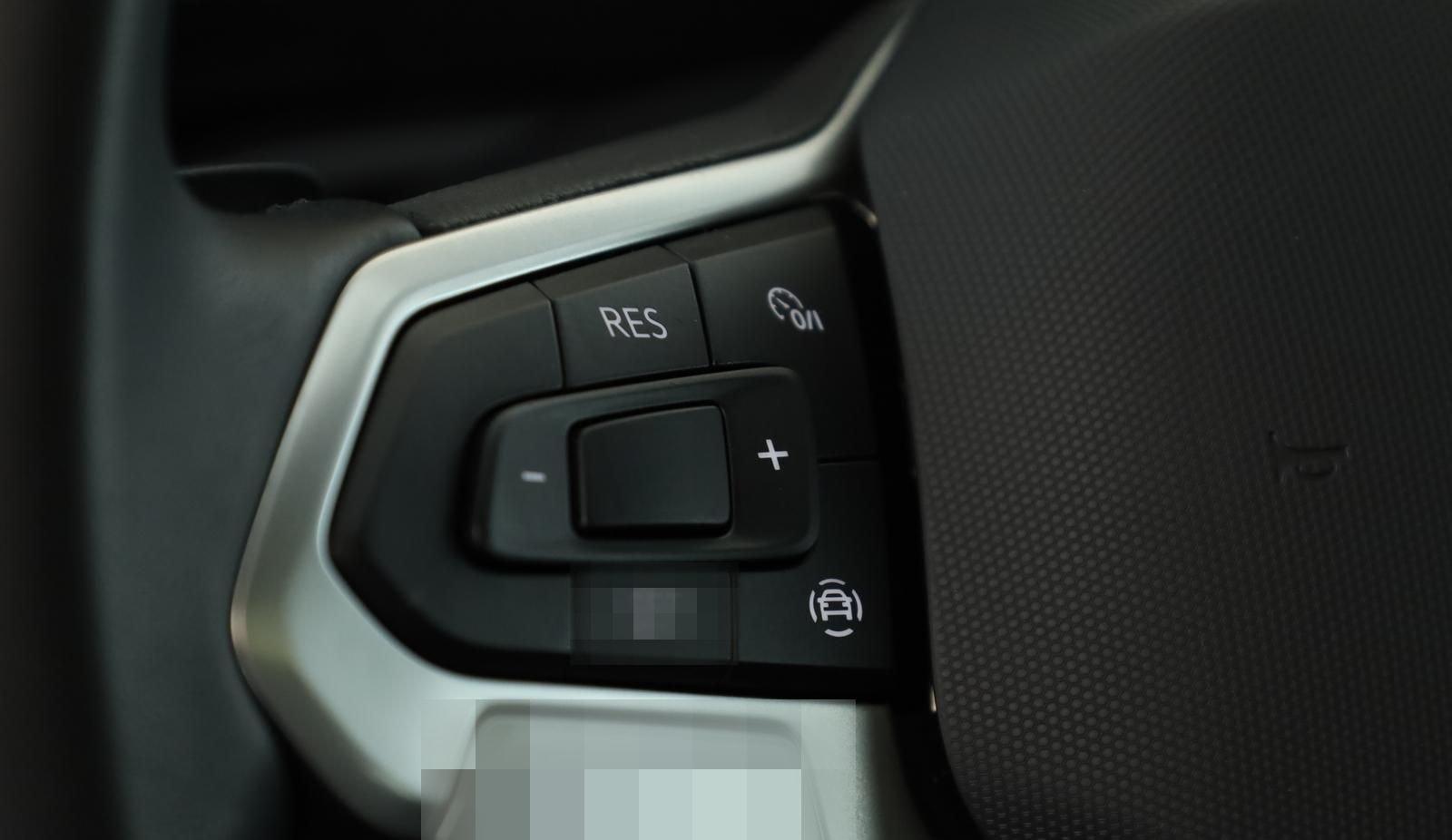 Volkswagen Touran 2.0 TDI DSG Highline R-Line 7 Pano 18 AHK foto 18