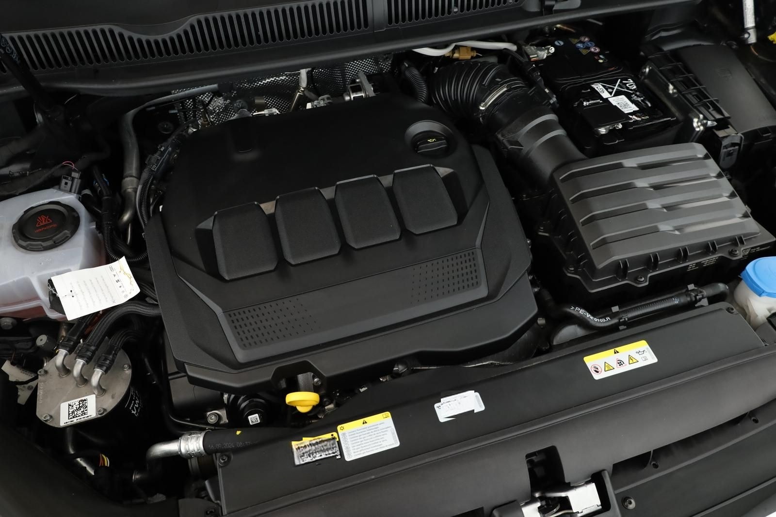 Volkswagen Touran 2.0 TDI DSG Highline R-Line 7 Pano 18 AHK foto 20