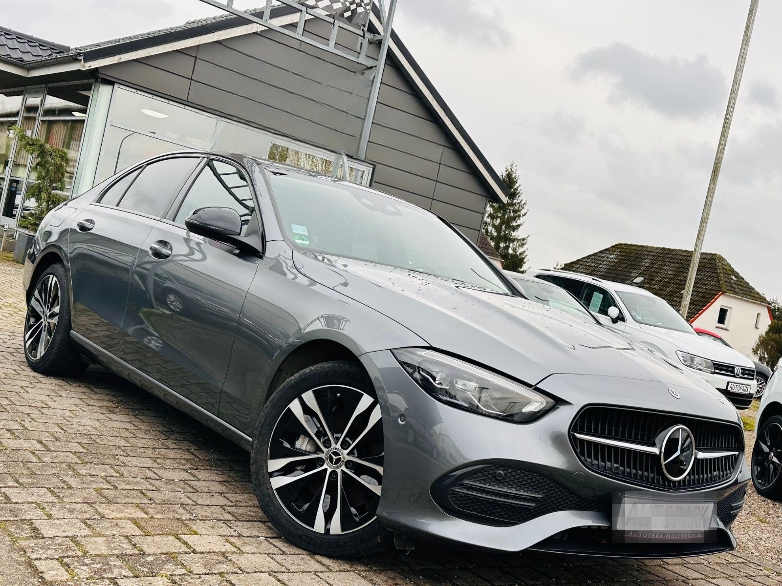 Mercedes-Benz C 300e Limousine Avantgarde*LED*NAVI*DISTRONIC*K foto 1