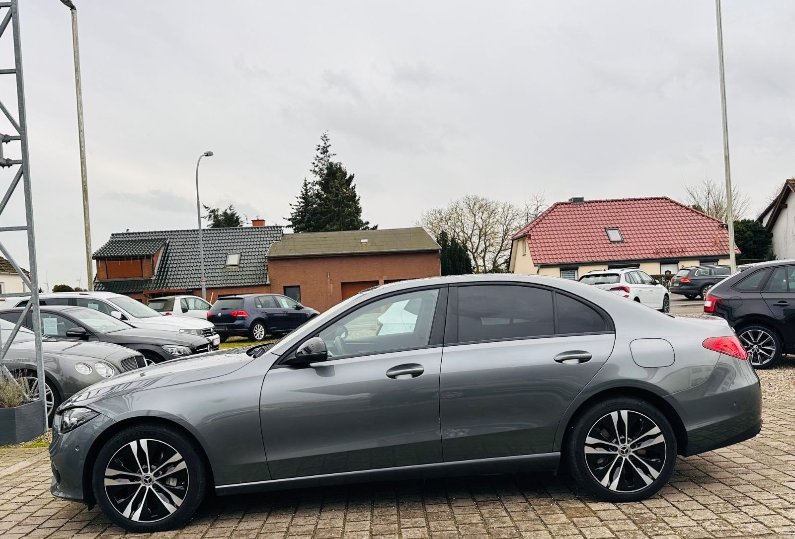 Mercedes-Benz C 300e Limousine Avantgarde*LED*NAVI*DISTRONIC*K foto 4