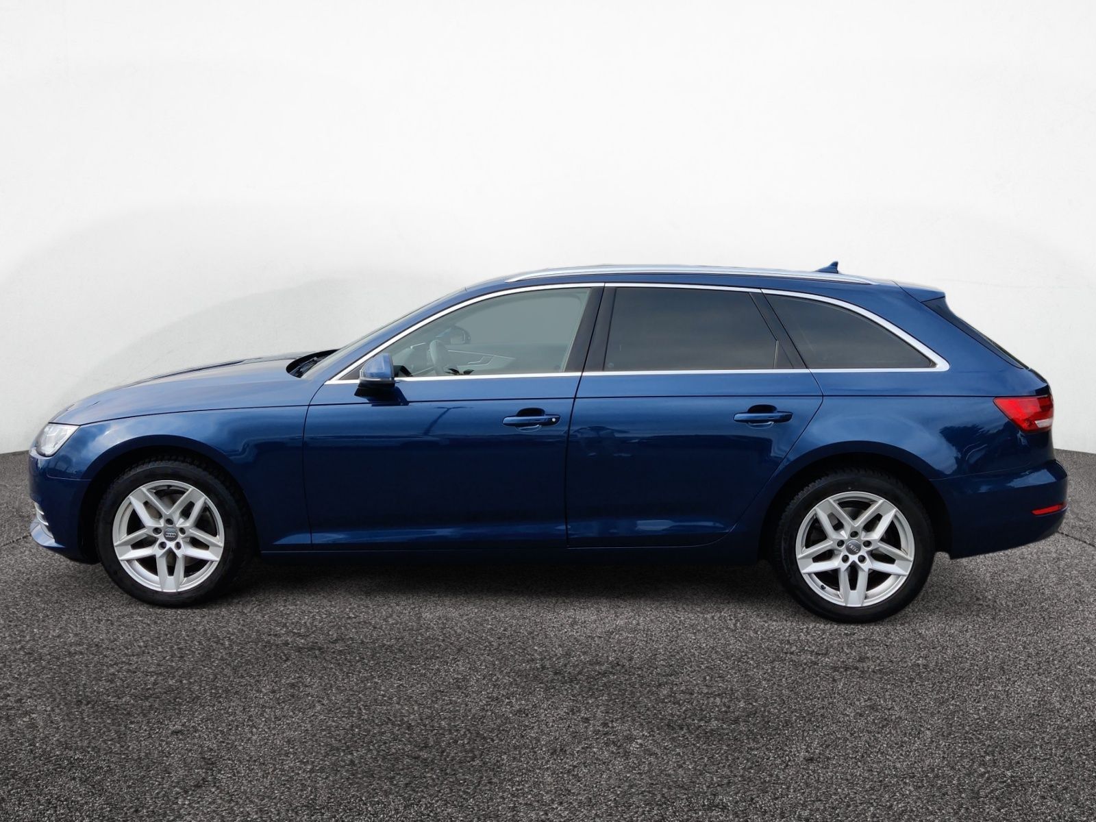 Audi A4 Avant 2.0 TDI sport foto 3
