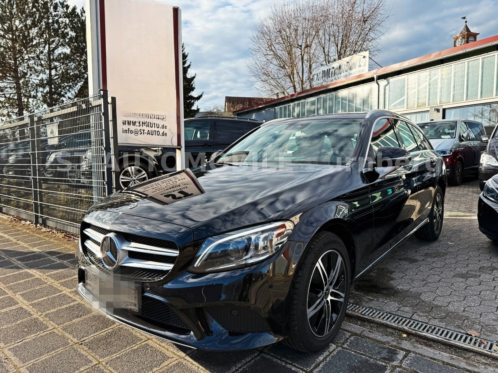 Mercedes-Benz C 220d T 2.0 CDI 4Matic*Avantgarde* foto 1