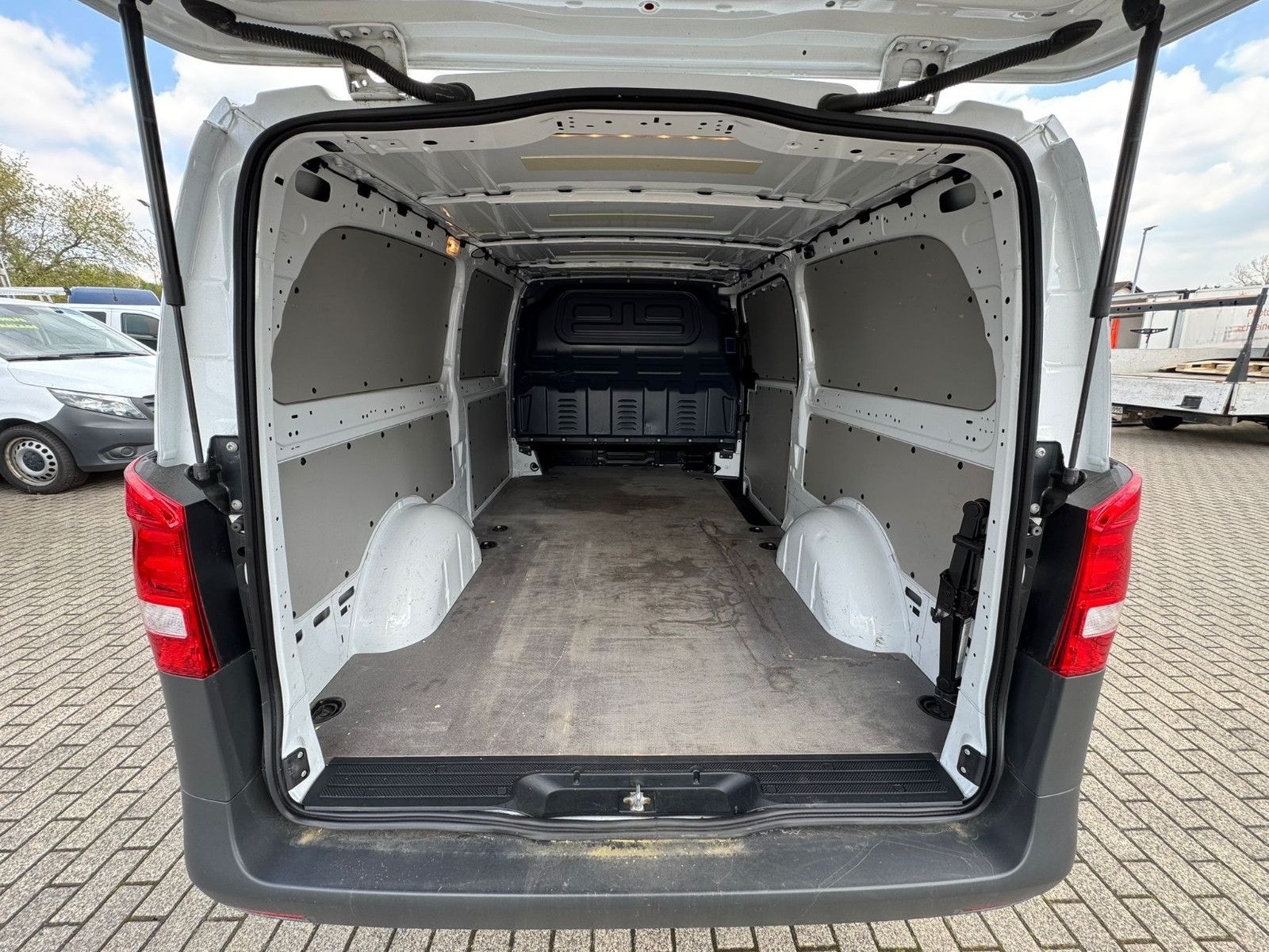 Mercedes-Benz Vito 116 Kasten extralang KLIMA RFK NAVI gr.TANK foto 16