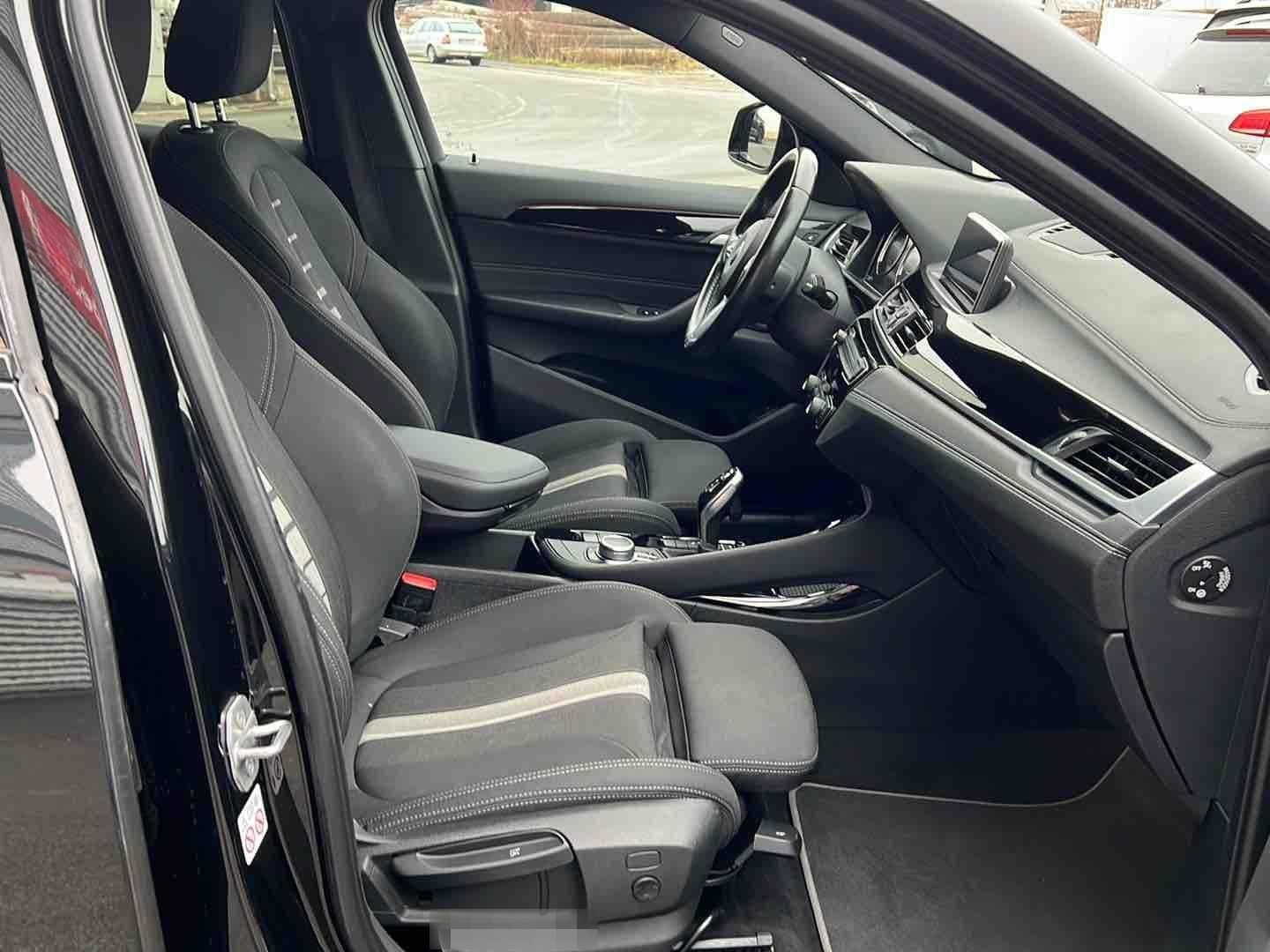 BMW X2  1,8i Advantage+*B-Paket*E-Paket+LED*18Zoll* foto 12