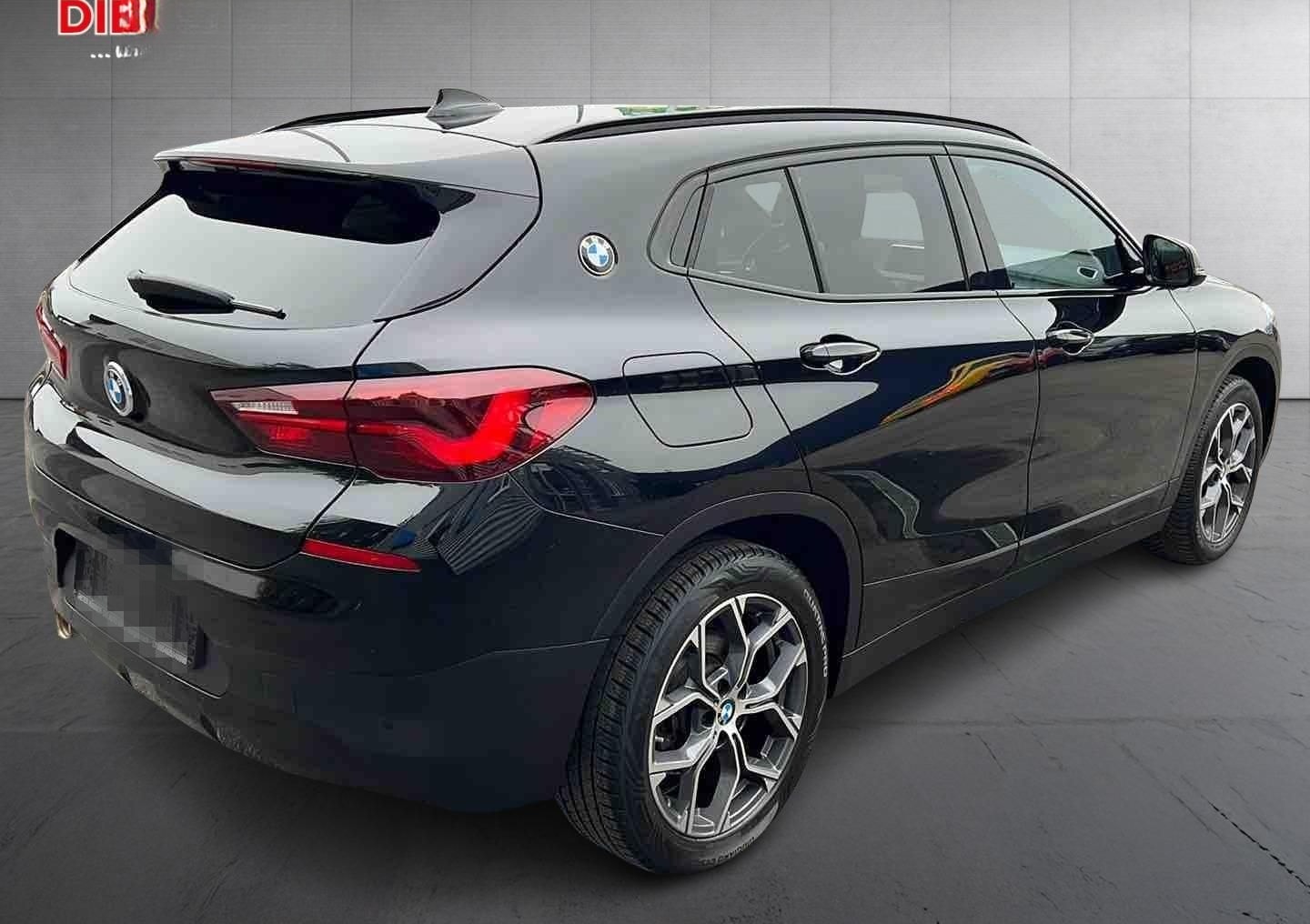 BMW X2  1,8i Advantage+*B-Paket*E-Paket+LED*18Zoll* foto 4