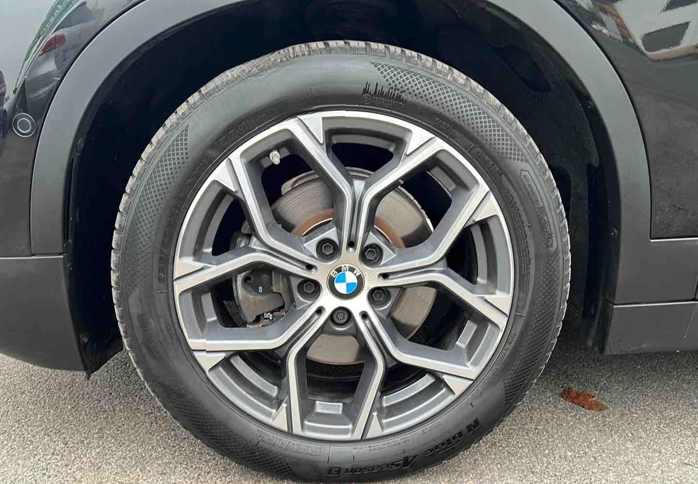 BMW X2  1,8i Advantage+*B-Paket*E-Paket+LED*18Zoll* foto 6