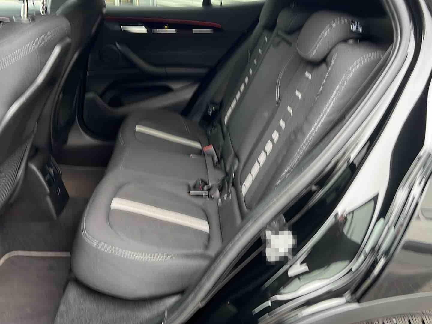 BMW X2  1,8i Advantage+*B-Paket*E-Paket+LED*18Zoll* foto 10