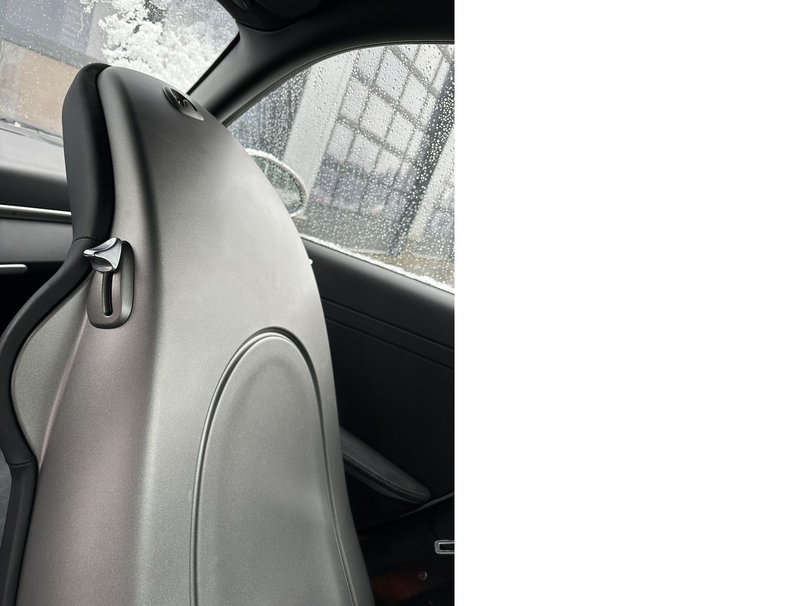 Porsche 911 997 Carrera 4 GTS Chrono Klappe Scheckheft++ foto 18