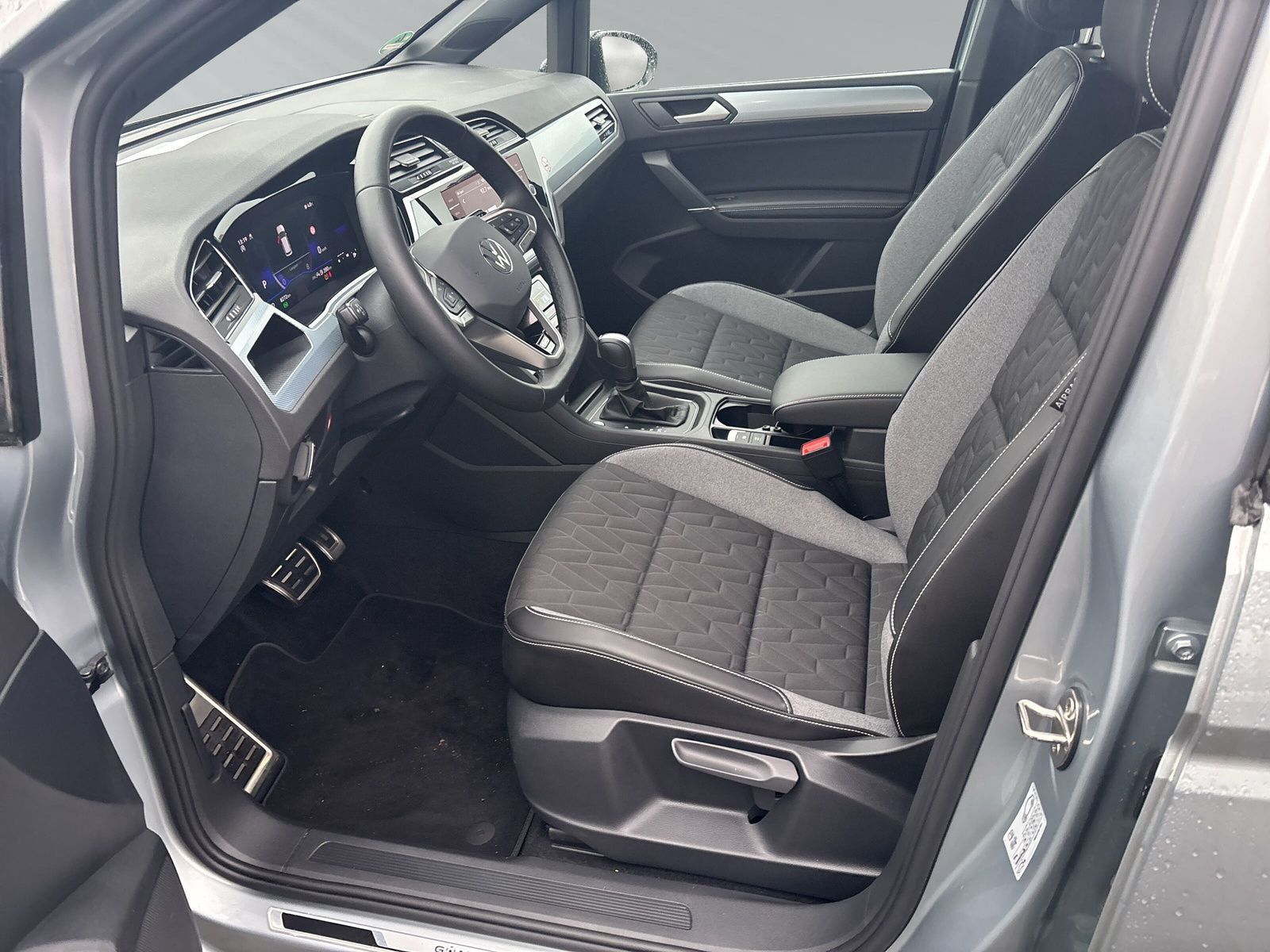 Volkswagen Touran 1.5 TSI GOAL 7-Sitzer RFK+NAVI+WiRä+Alarm foto 10