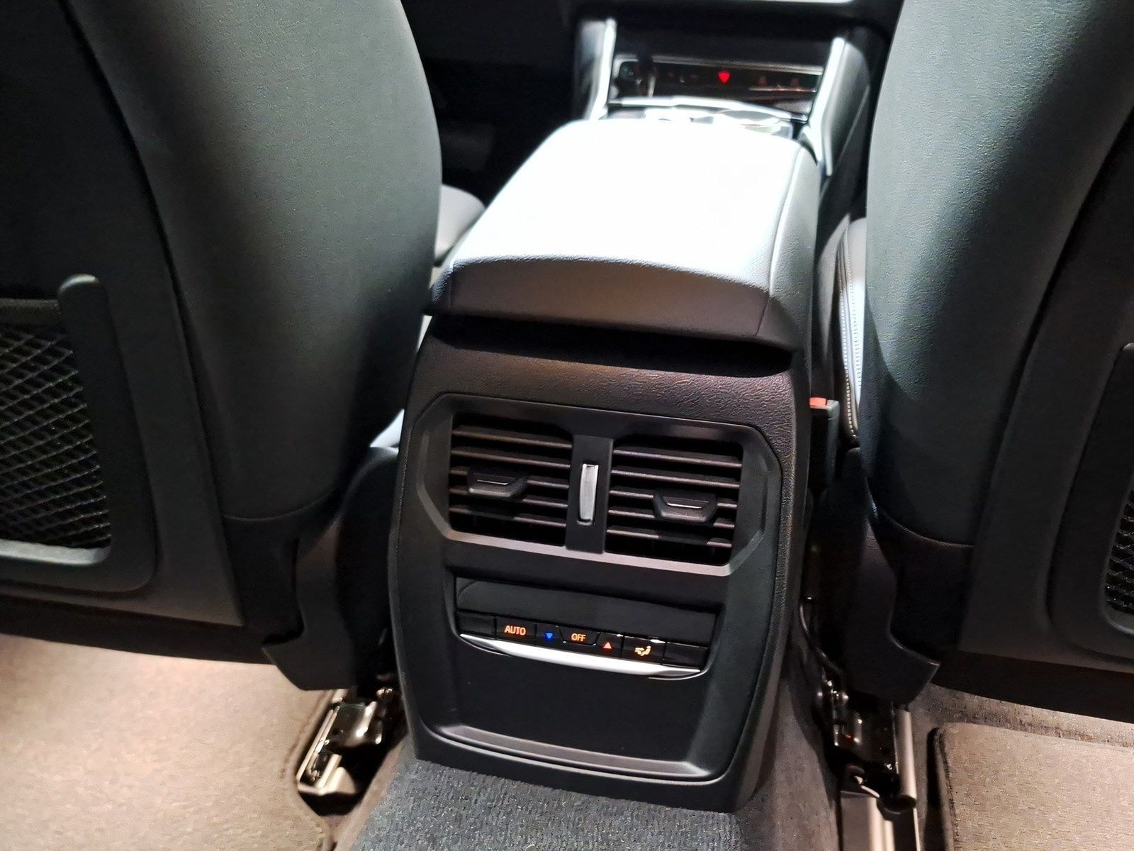 BMW i4 eDrive35 Gran Coupé Navi Kamera HiFi foto 16