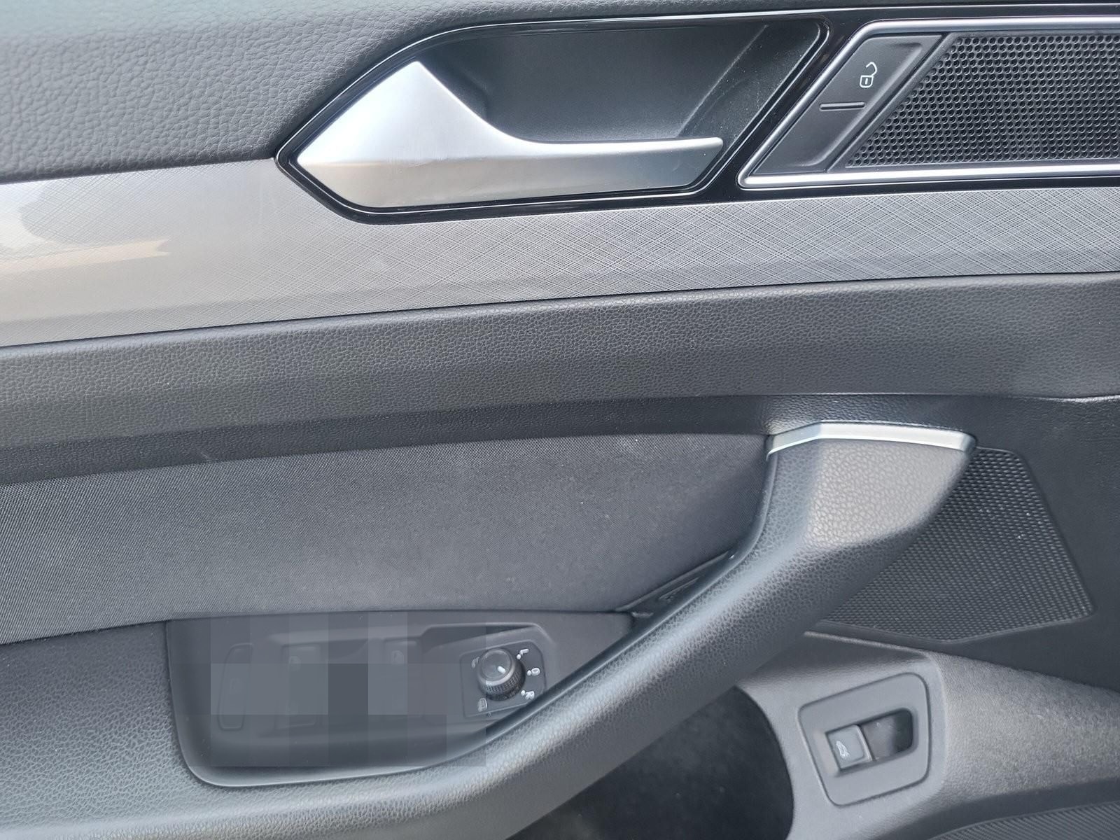 Volkswagen Passat 1.5TSI Business DSG Navi+LED+SHZ+AHK+ACC+ foto 21