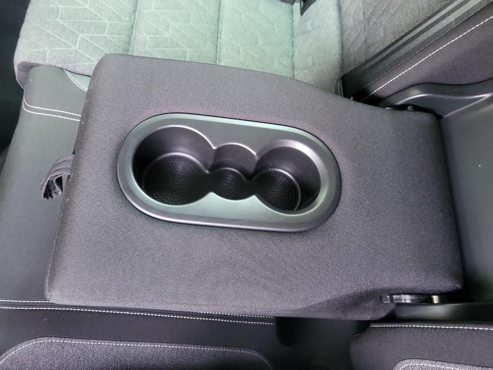 Volkswagen Passat 1.5TSI Business DSG Navi+LED+SHZ+AHK+ACC+ foto 22