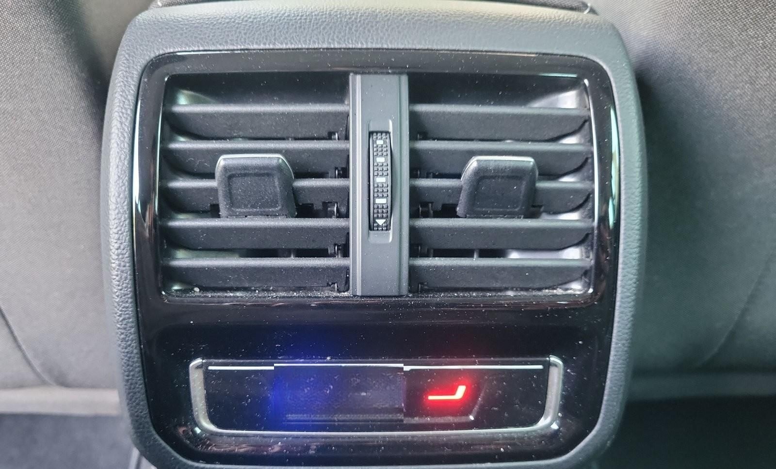 Volkswagen Passat 1.5TSI Business DSG Navi+LED+SHZ+AHK+ACC+ foto 23