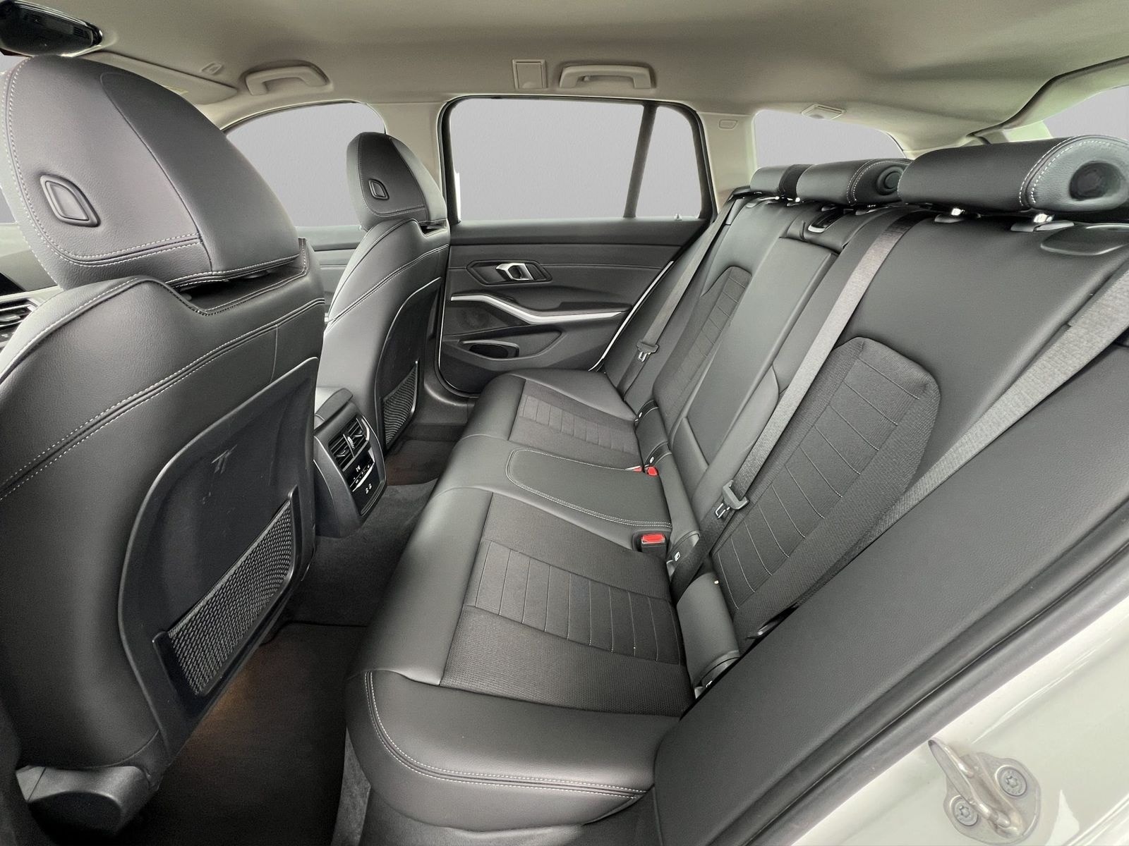 BMW 318d Touring Advantage LED PDC Dr.Assist foto 7