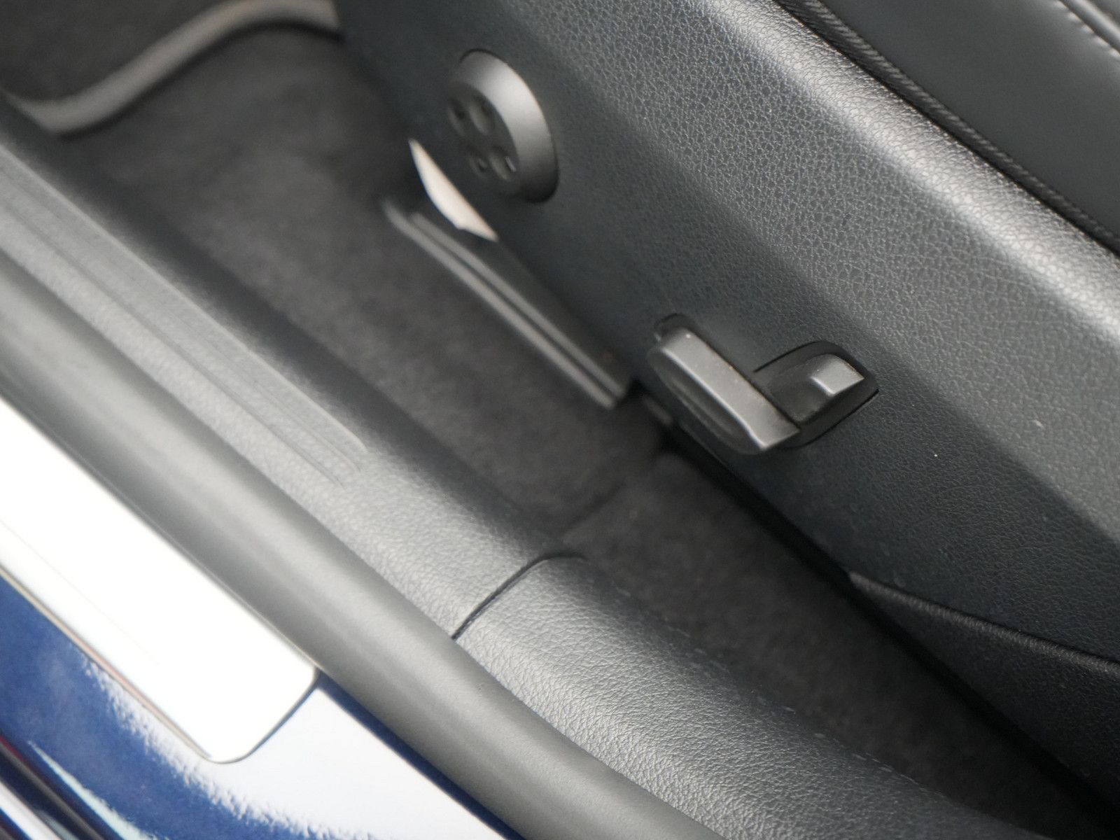 Mercedes-Benz C 300 d T AMG Line PANO NAVI AHK LEDER BURMESTER foto 14