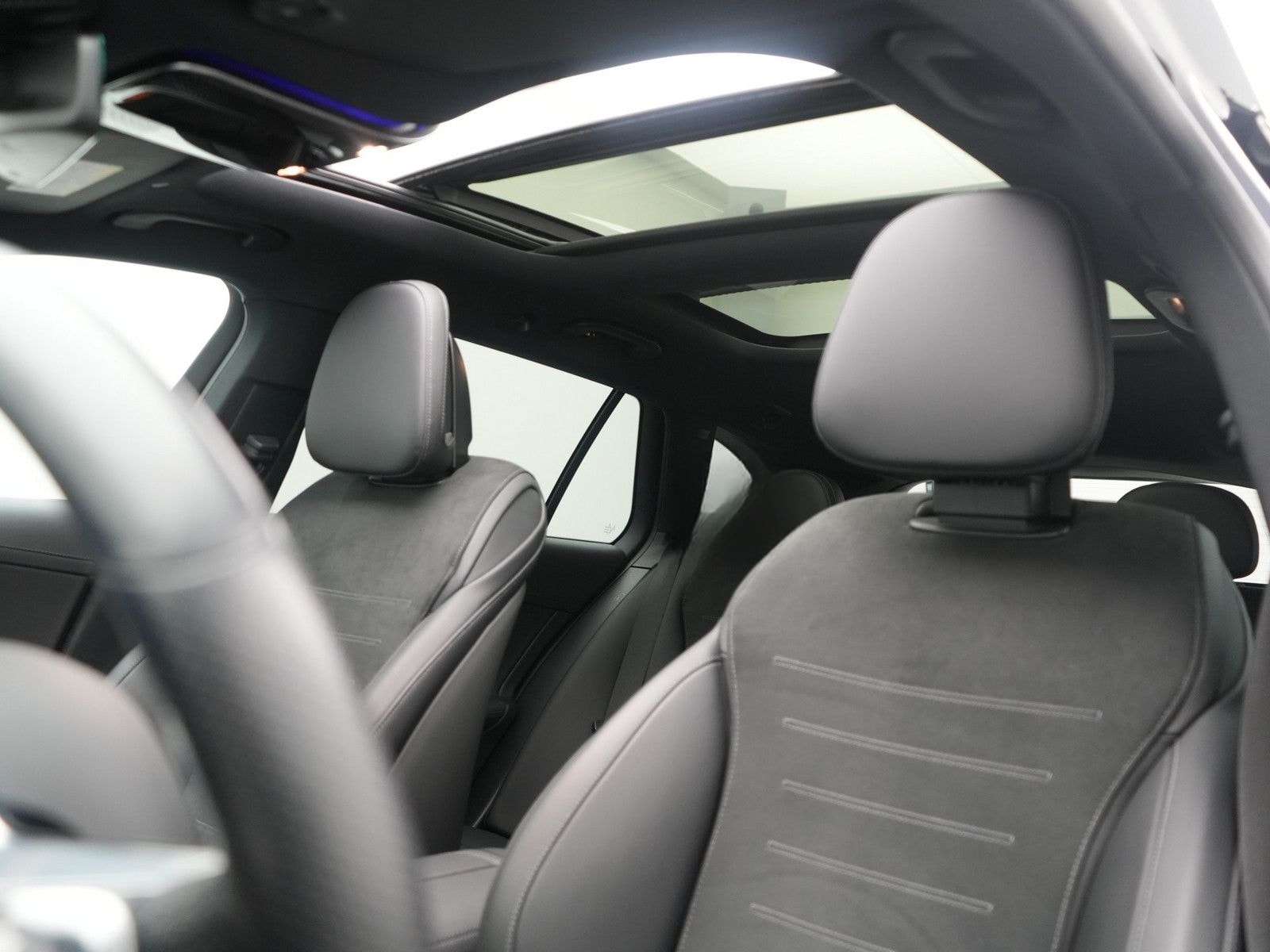 Mercedes-Benz C 300 d T AMG Line PANO NAVI AHK LEDER BURMESTER foto 5