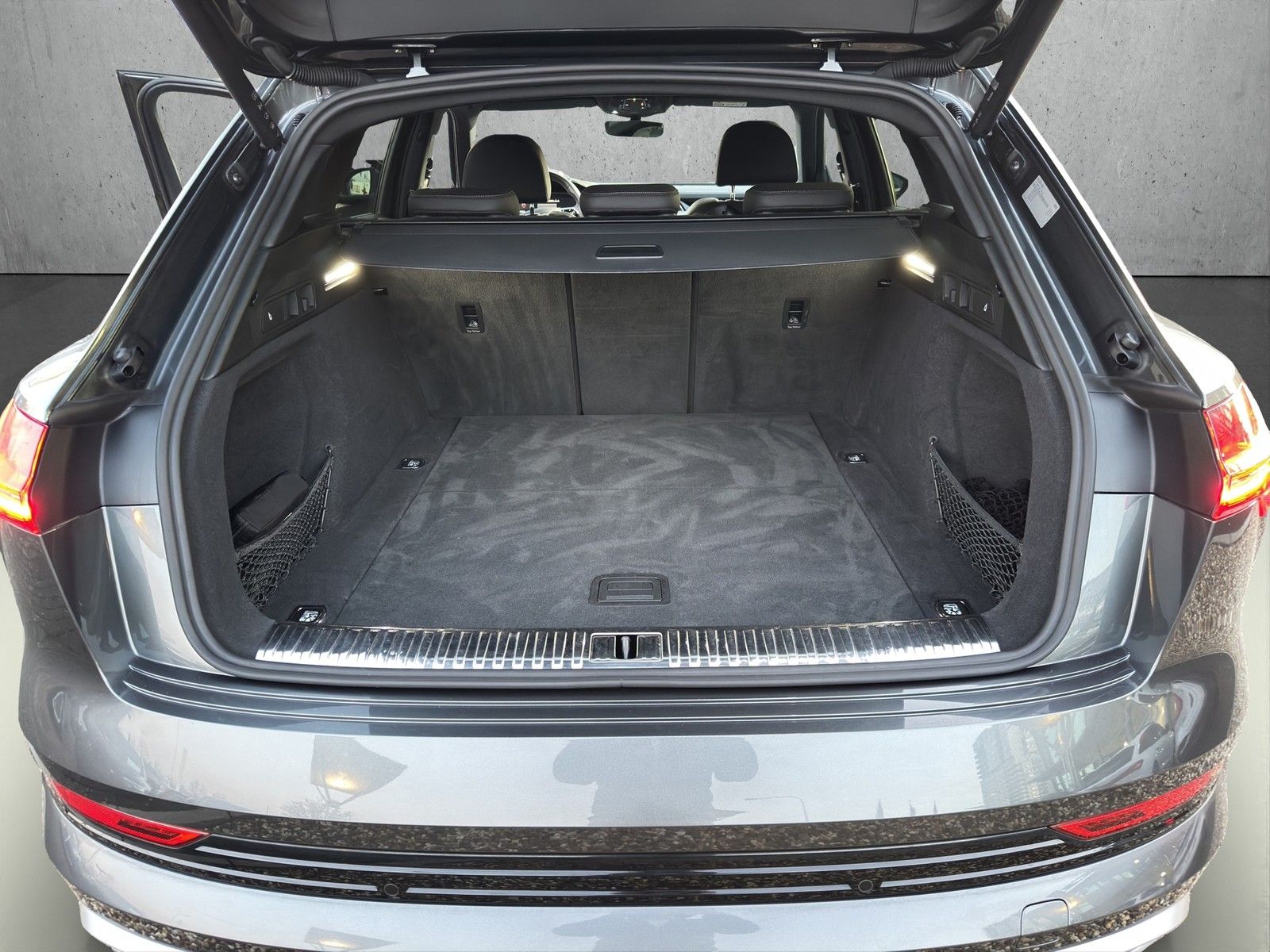 Audi e-tron S line 50 quattro foto 19