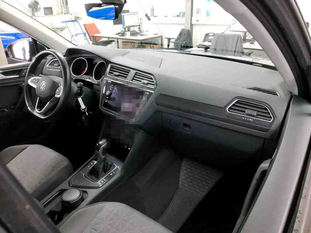 Volkswagen Tiguan Life2.0TDI DSG LED Navi SHZ ACC AHK foto 6