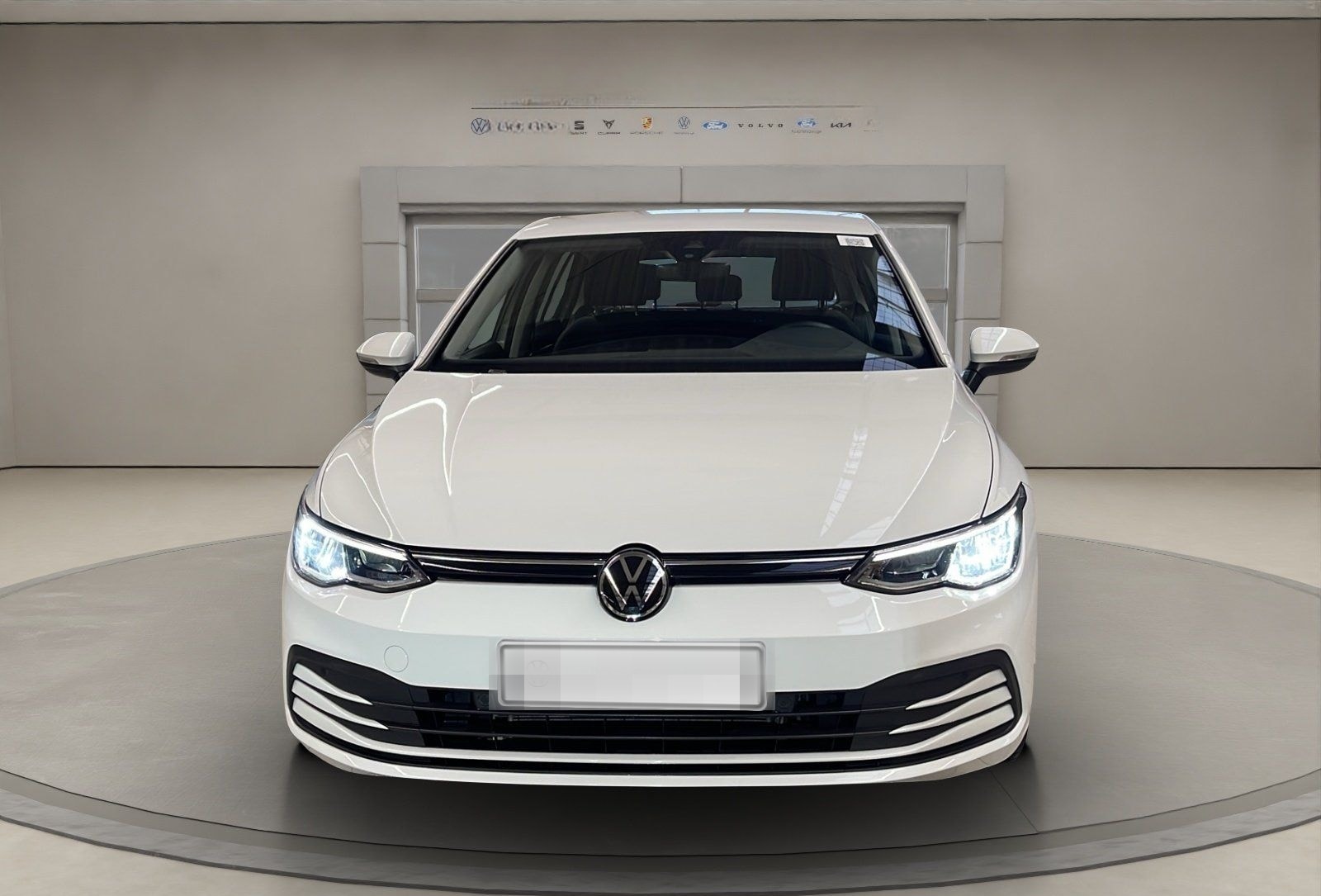 Volkswagen Golf VIII 1.0 eTSI Life ACC AUT Kam. Navi LED LM foto 3