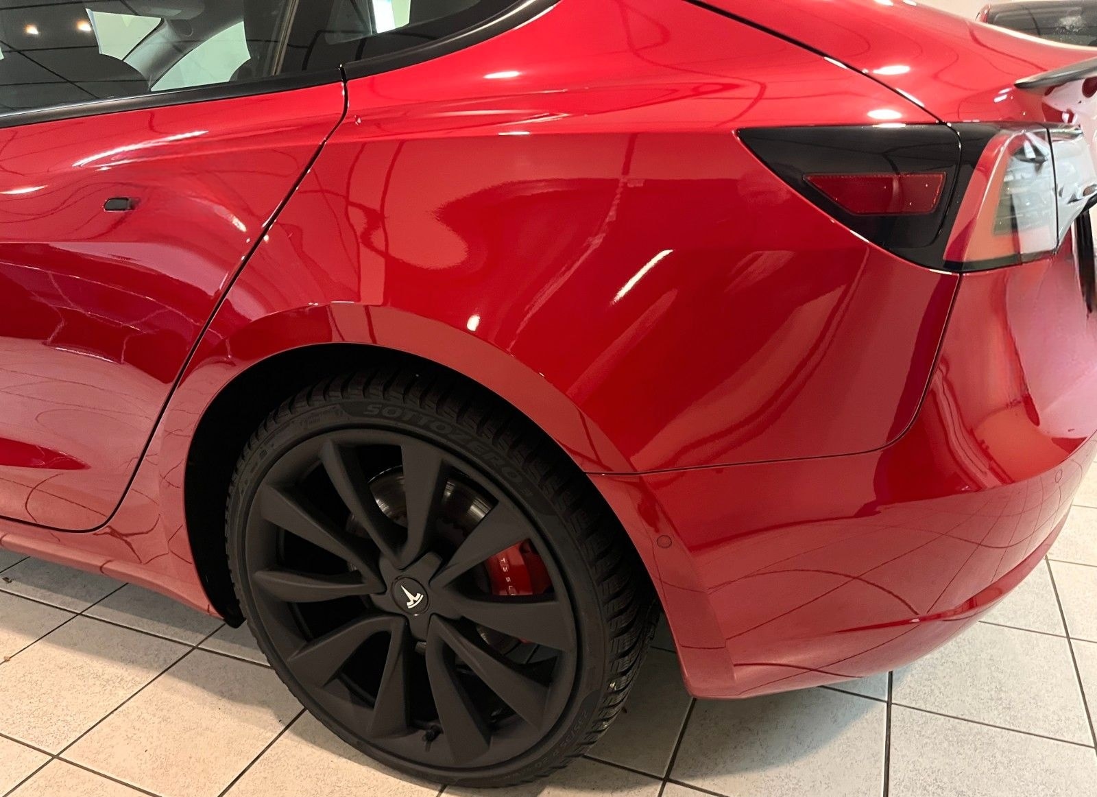 Tesla Model 3 Perform. erw.Autopilot kaufe Teslas an foto 18