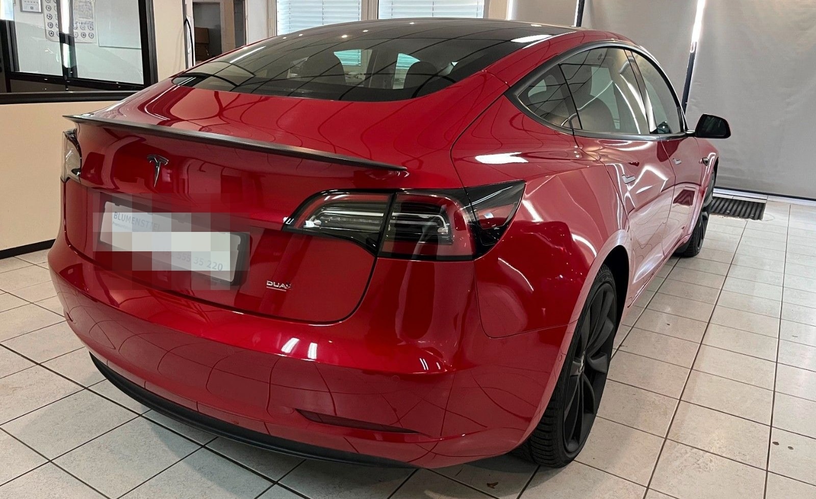 Tesla Model 3 Perform. erw.Autopilot kaufe Teslas an foto 3