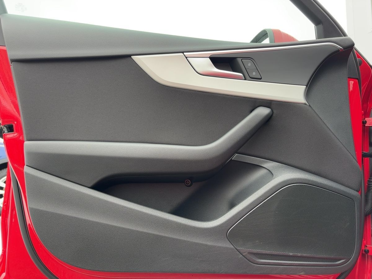 Audi A4 Avant 30 TDI Advanced Rückfahrkamera Navi foto 14