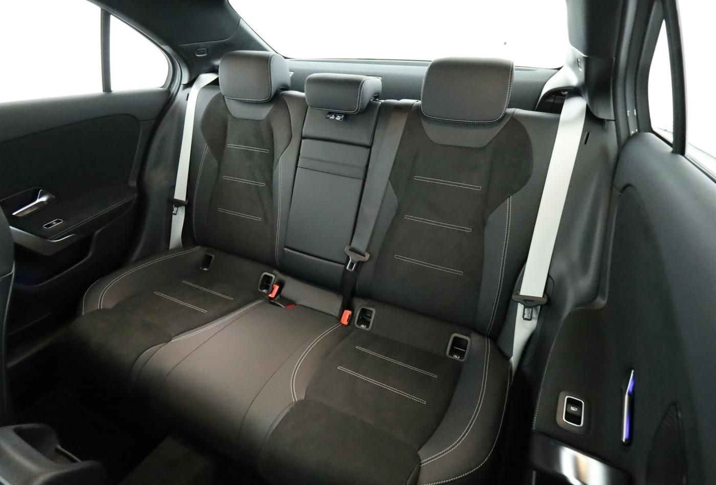 Mercedes-Benz A 200 *Pano*Night*SpurW-W-Paket*S-Sitz*Keyless* foto 18