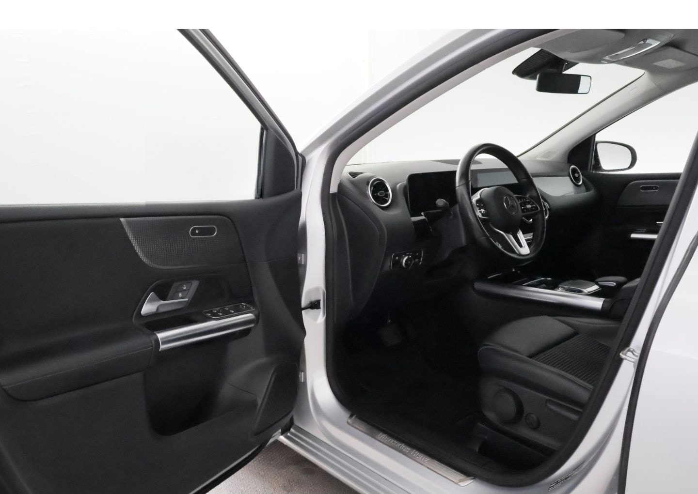 Mercedes-Benz B 200 d 8G-DCT Progressive+LED+NAVI+KAMERA foto 16