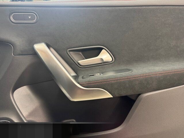 Mercedes-Benz CLA 250 e SB AMG Line Advanced +/Distronic/Night foto 22