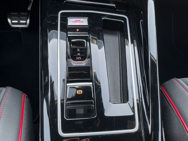 Volkswagen Golf VIII 2.0 TSI DSG GTI Clubsport Navi Pano Ka foto 15